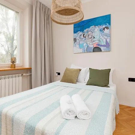 Appartement Wiktorska By Renters Warschau